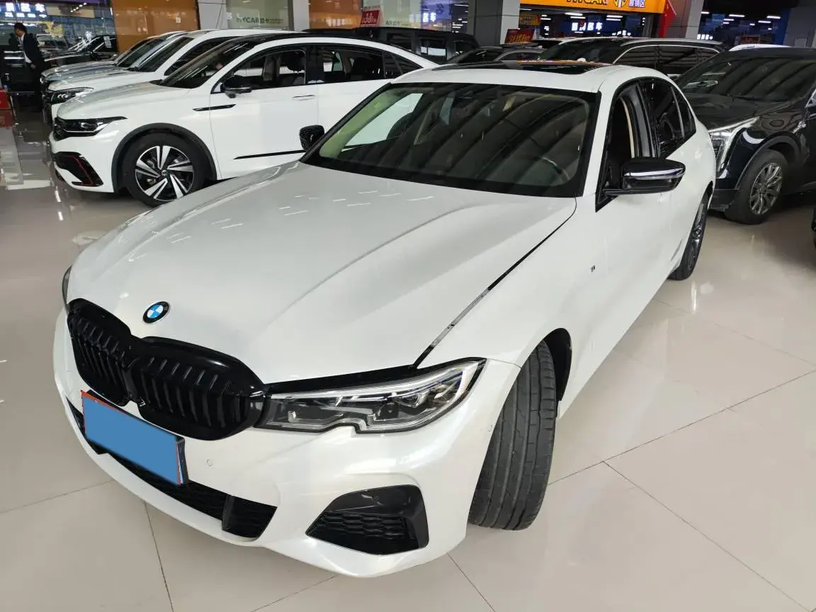 2022 BMW 3 Series 2.0T 184HP L4 8AT