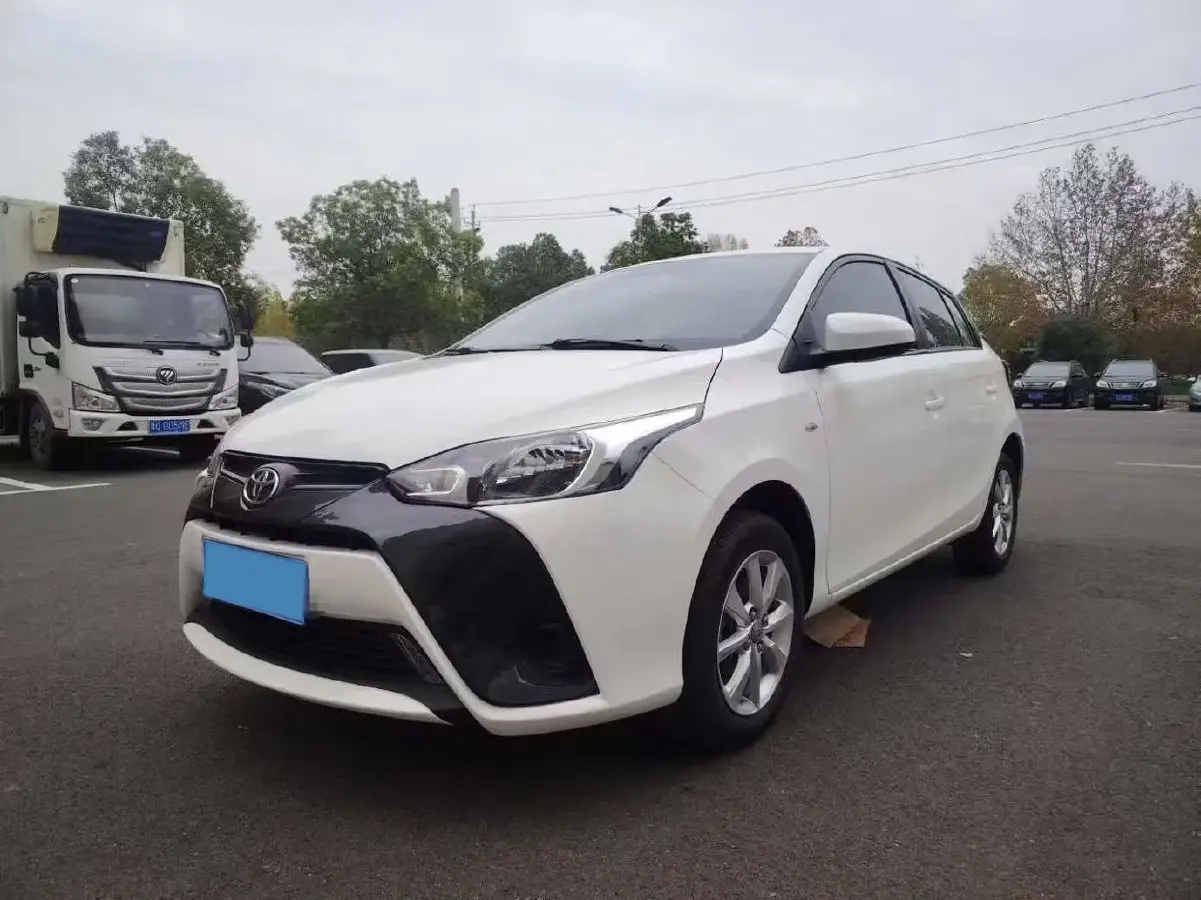 2020 Toyota Yaris L 1.5L 110HP L4 CVT