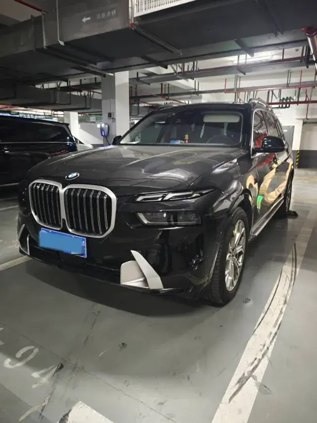 2024 BMW X7 3.0T 381HP L6 8AT