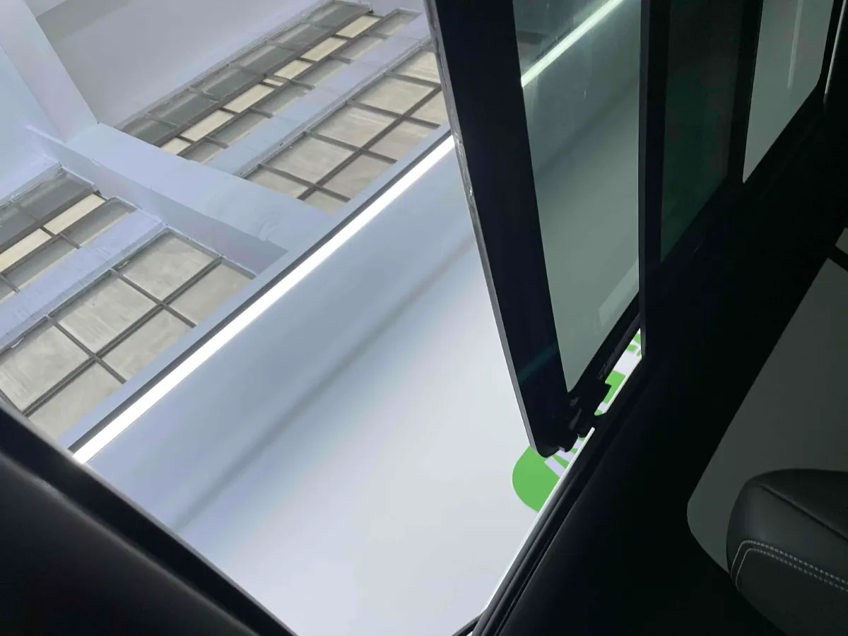 2022 GAC Trumpchi GS8 2.0T 190HP L4 E-CVT Hybrid,autocango,china used car exporter,china ev exporter,chinese used car exporter,chinese used ev exporter