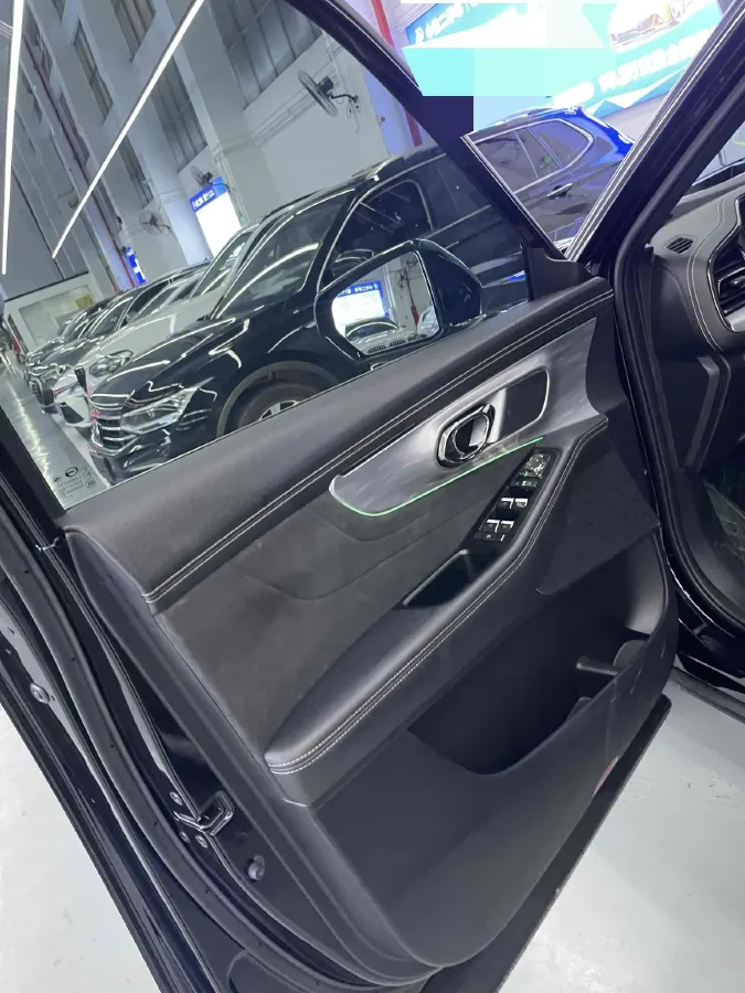 2022 GAC Trumpchi GS8 2.0T 190HP L4 E-CVT Hybrid,autocango,china used car exporter,china ev exporter,chinese used car exporter,chinese used ev exporter