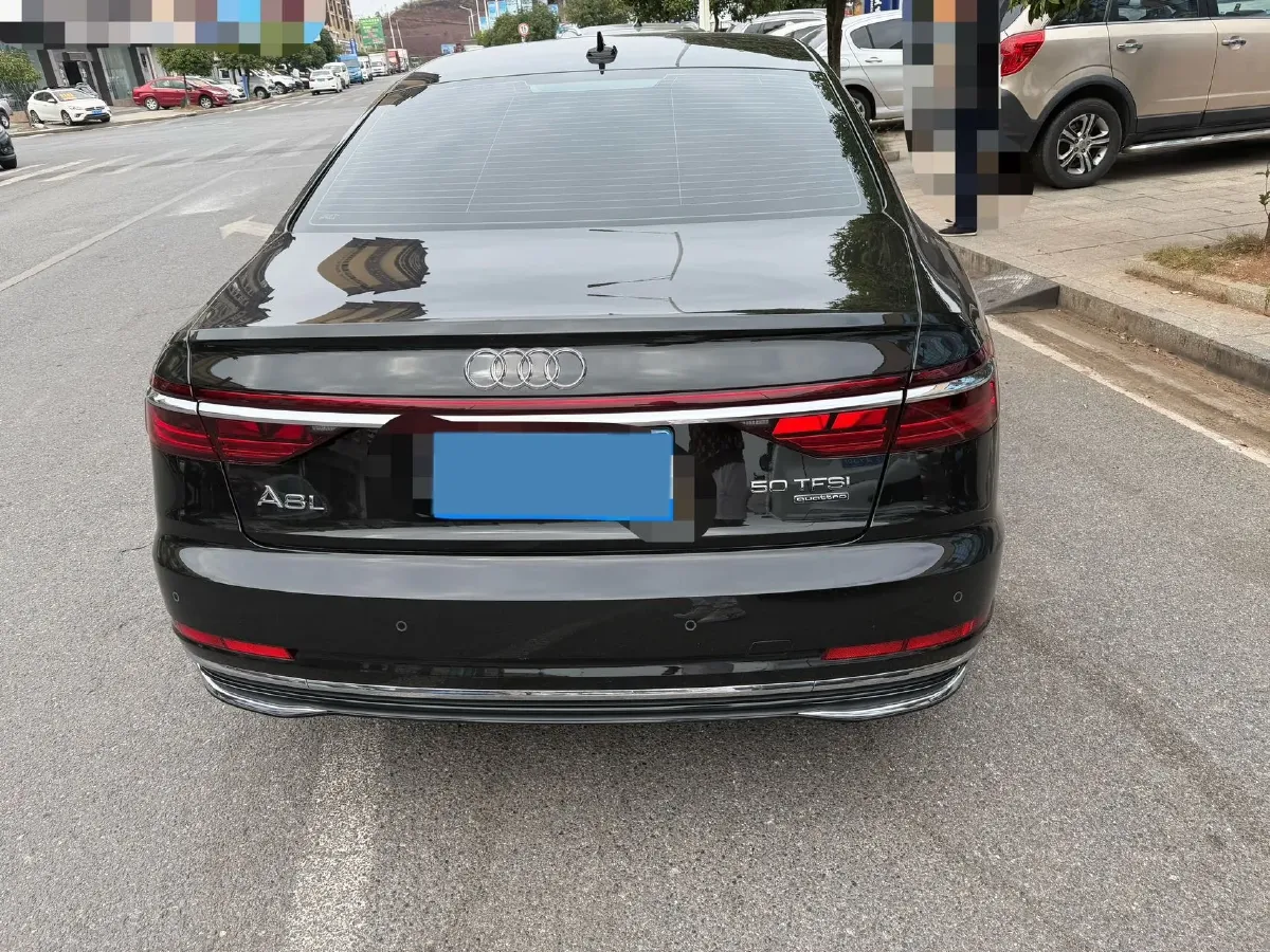 2025 Audi A8 3.0T 286HP V6 8AT,autocango,china used car exporter,china ev exporter,chinese used car exporter,chinese used ev exporter