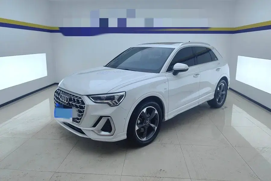 2024 Audi Q3 1.5T 160HP L4 7DCT
