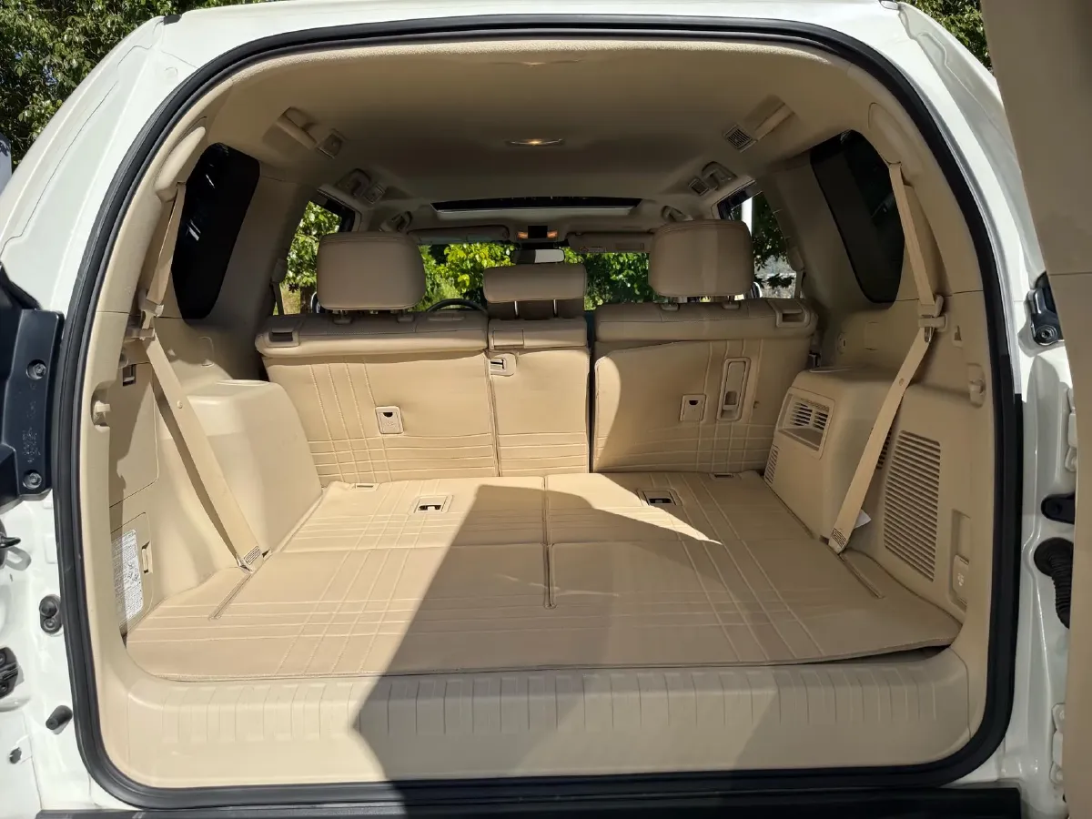 2023 Iveco DeYi 2.5T 122HP L4 6AT,autocango,china used car exporter,china ev exporter,chinese used car exporter,chinese used ev exporter