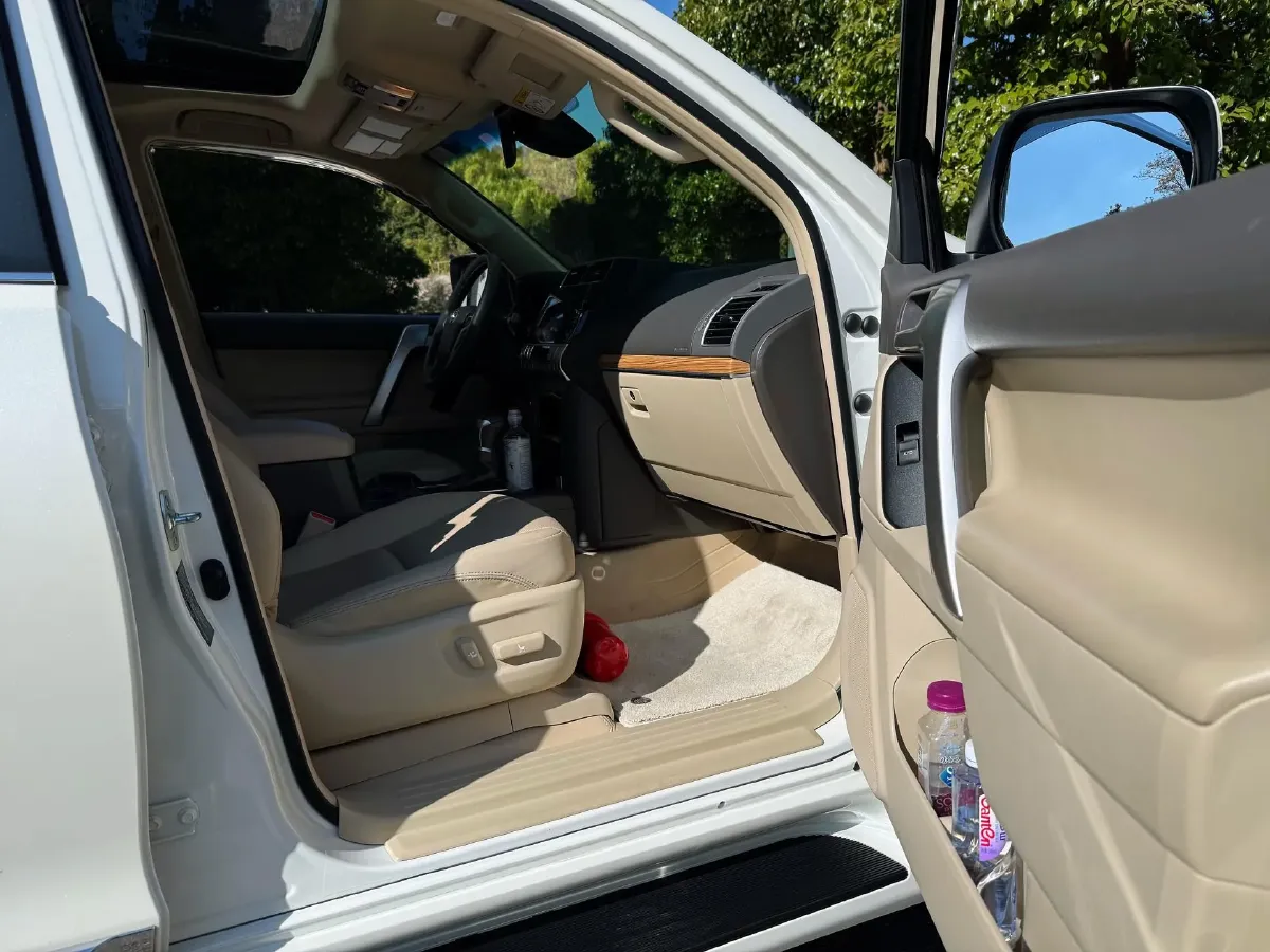 2023 Iveco DeYi 2.5T 122HP L4 6AT,autocango,china used car exporter,china ev exporter,chinese used car exporter,chinese used ev exporter