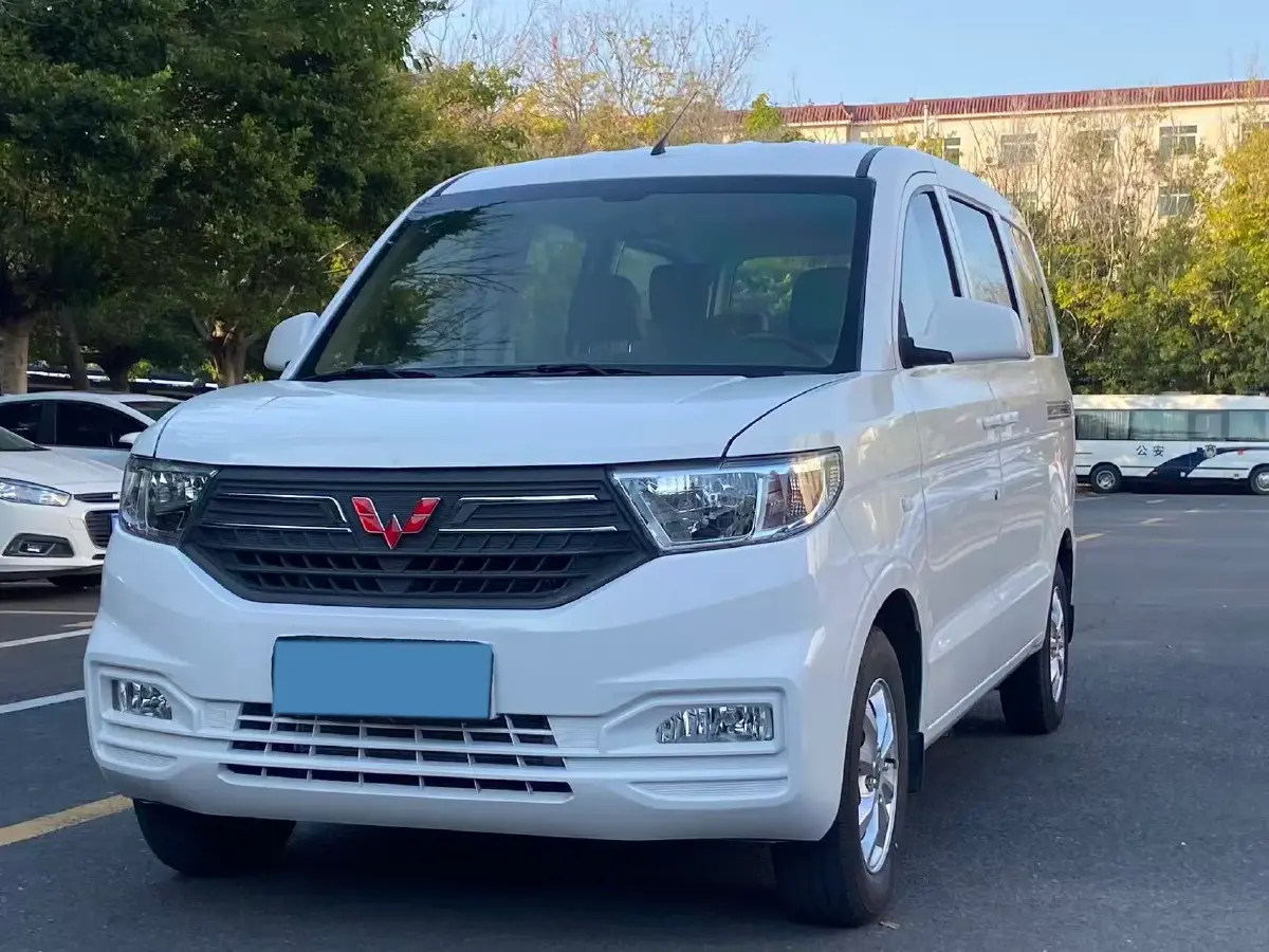 2019 WuLing HongGuang V 1.5L 105HP L4 5MT