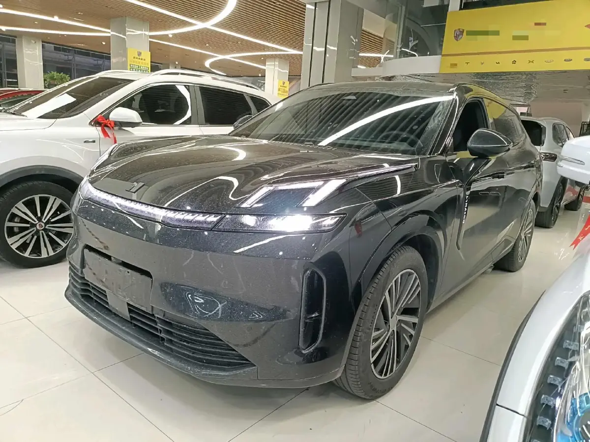 2024 LYNK&CO 08 EM-P 1.5T 163HP L4 3DHT PHEV 21.2KWH