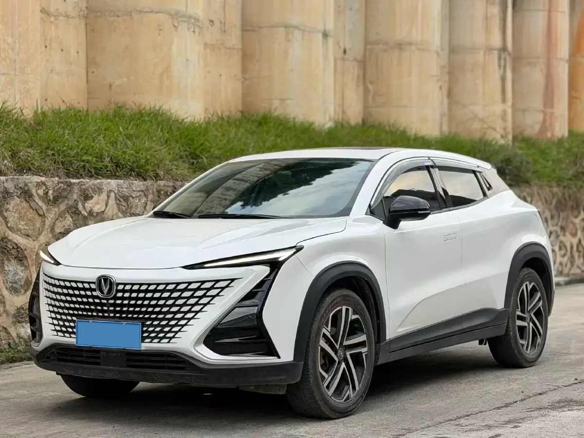 2021 ChangAn UNI-T 1.5T 180HP L4 7DCT