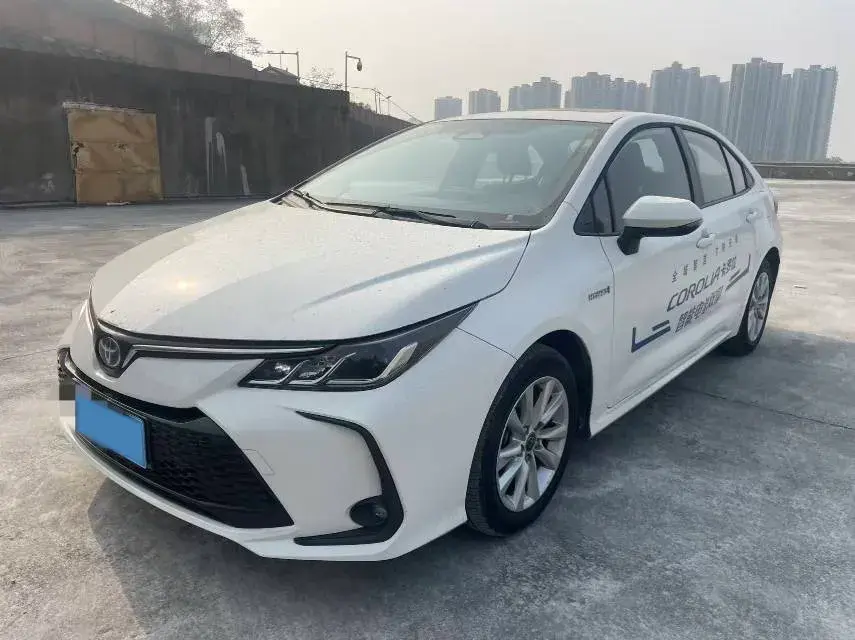 2023 Toyota Corolla 1.8L 98HP L4 E-CVT Hybrid
