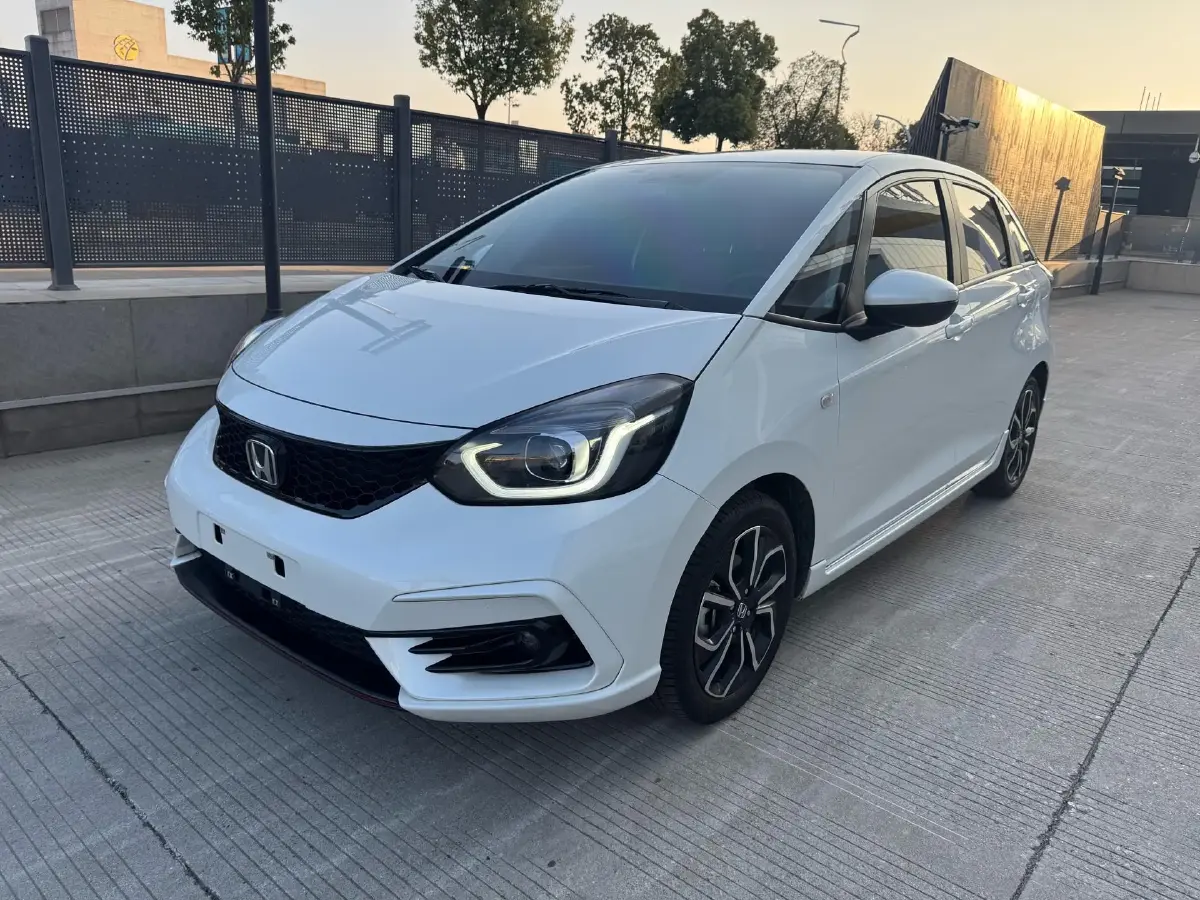 2023 Honda Life 1.5L 124HP L4 CVT