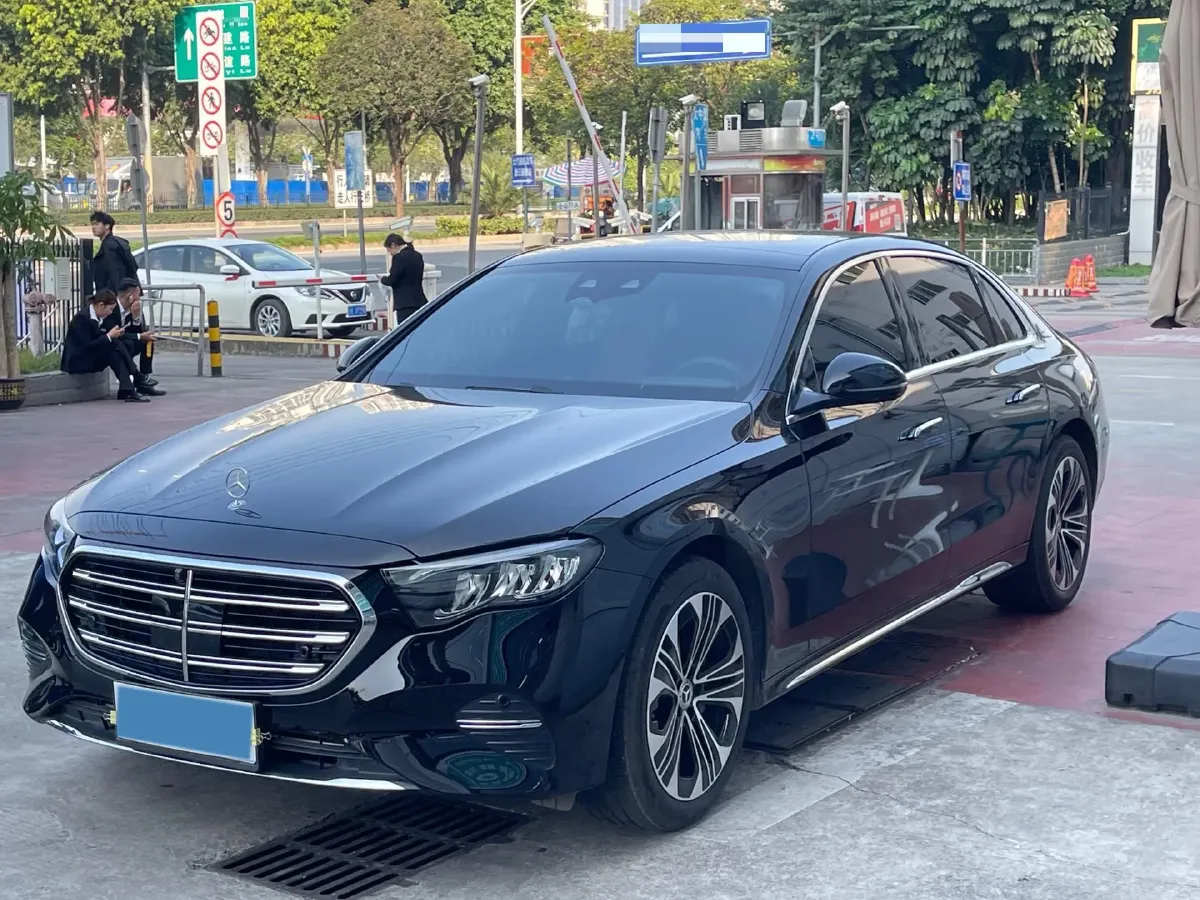 2025 Mercedes-Benz E Class 2.0T 258HP L4 9AT,autocango,china used car exporter,china ev exporter,chinese used car exporter,chinese used ev exporter
