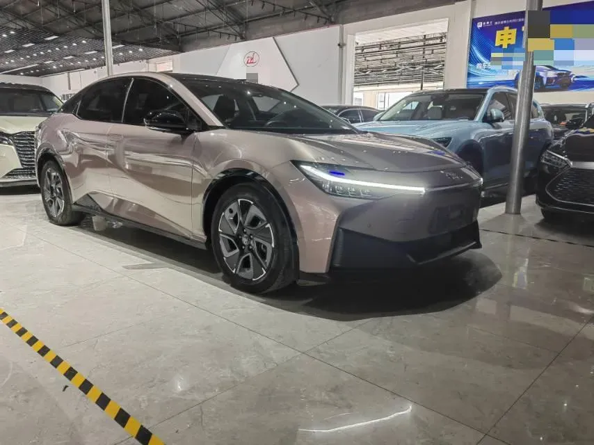 2023 Toyota bZ3 BEV 65.28KWH,autocango,china used car exporter,china ev exporter,chinese used car exporter,chinese used ev exporter