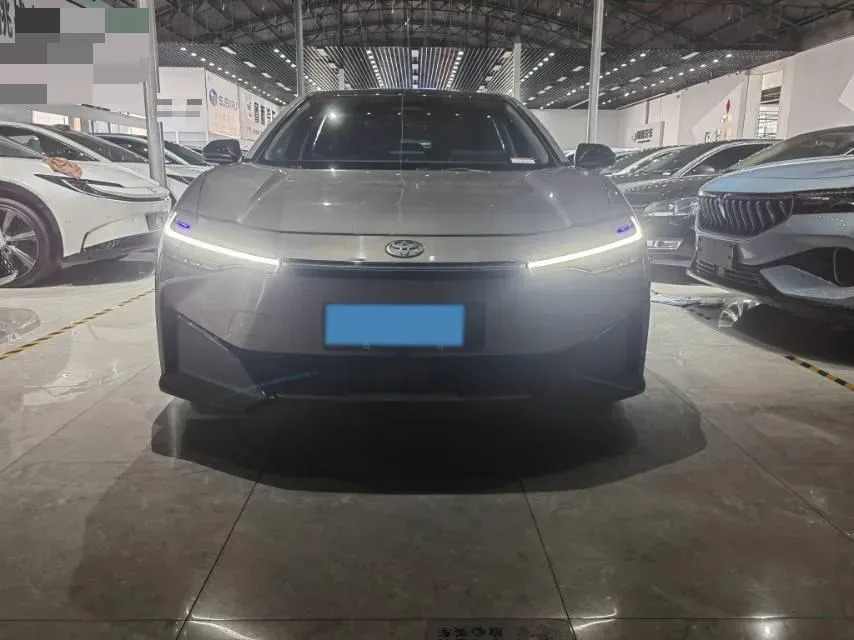 2023 Toyota bZ3 BEV 65.28KWH,autocango,china used car exporter,china ev exporter,chinese used car exporter,chinese used ev exporter