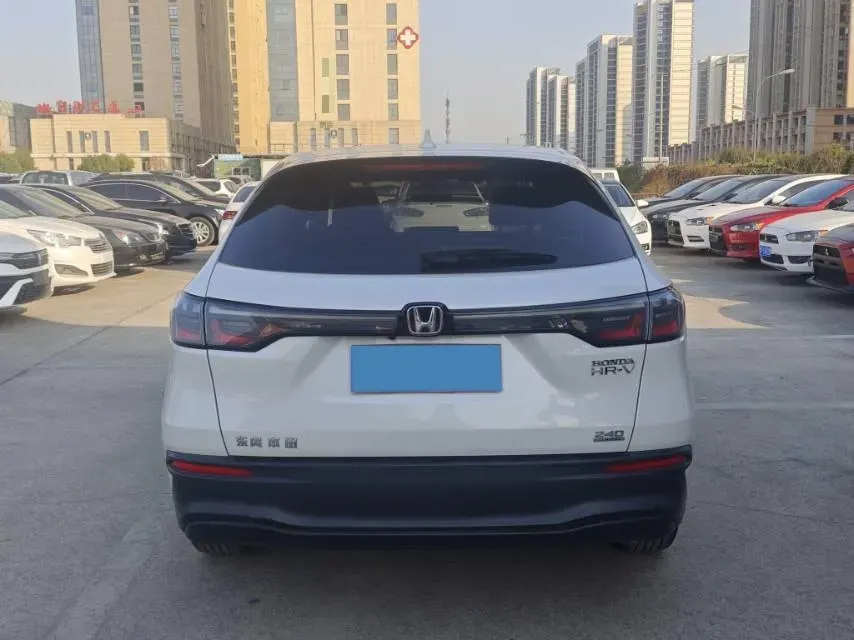 2023 Honda HR-V 1.5T 182HP L4 CVT,autocango,china used car exporter,china ev exporter,chinese used car exporter,chinese used ev exporter