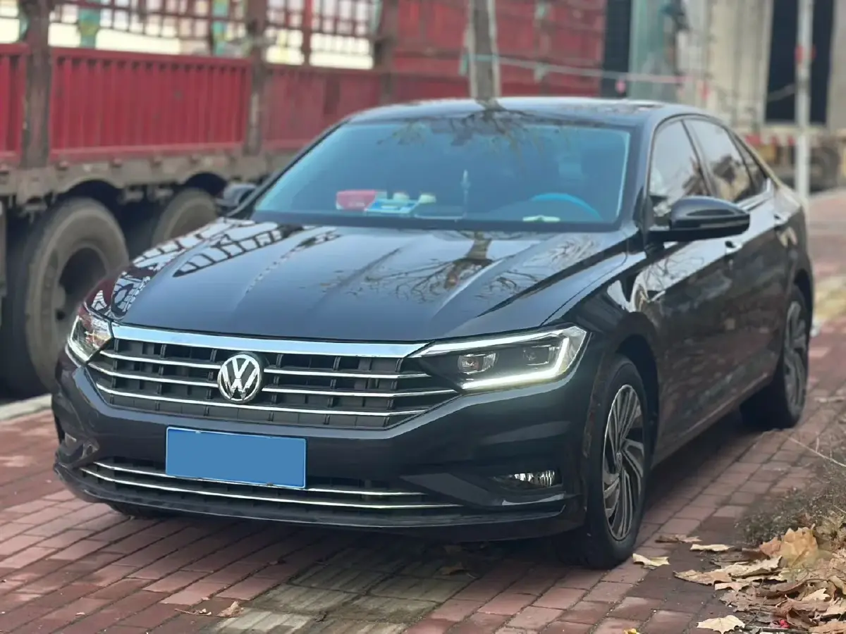 2021 Volkswagen Sagitar 1.4T 150HP L4 7DCT