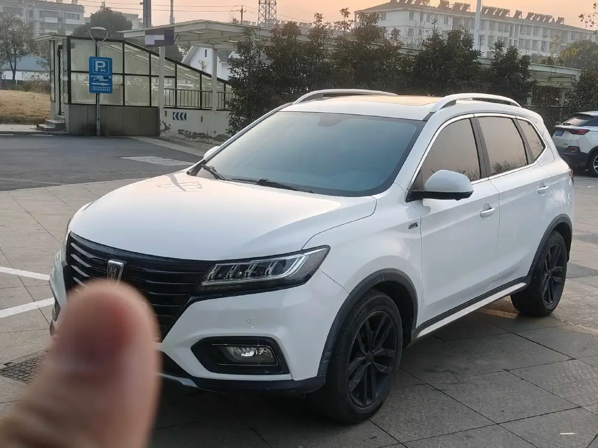 2019 Roewe RX5 MAX 2.0T 231HP L4 6DCT