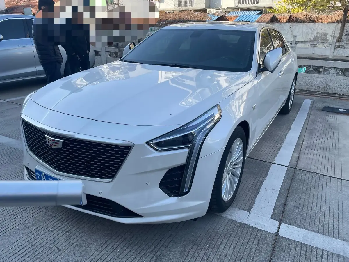 2022 Cadillac CT6 2.0T 237HP L4 10AT