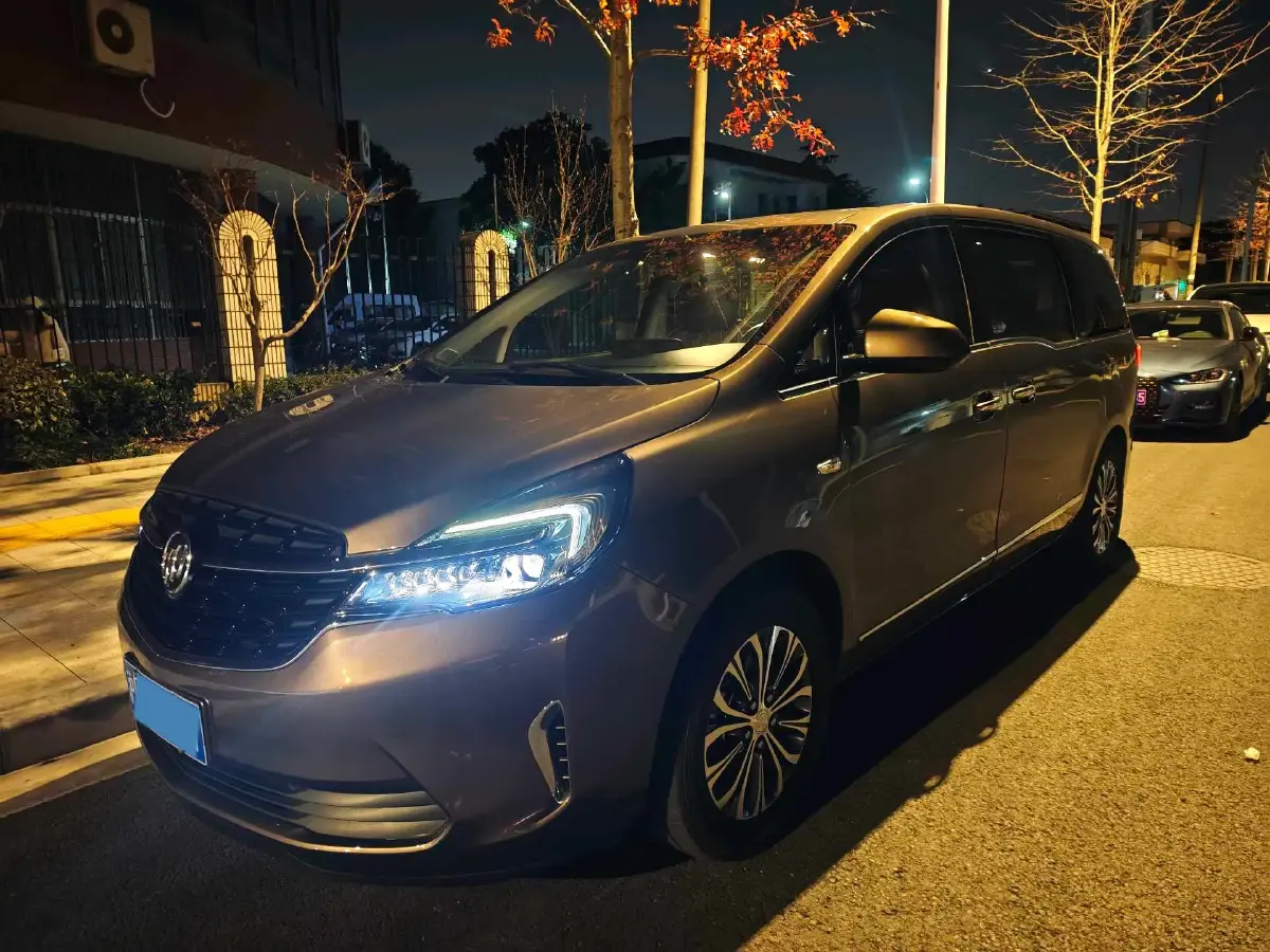 2022 Buick GL8 2.0T 237HP L4 9AT