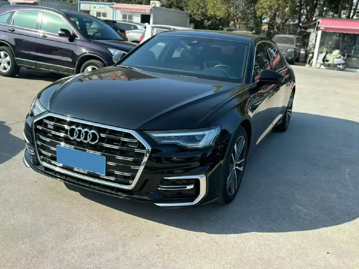 2023 Audi A6L 2.0T 190HP L4 7DCT