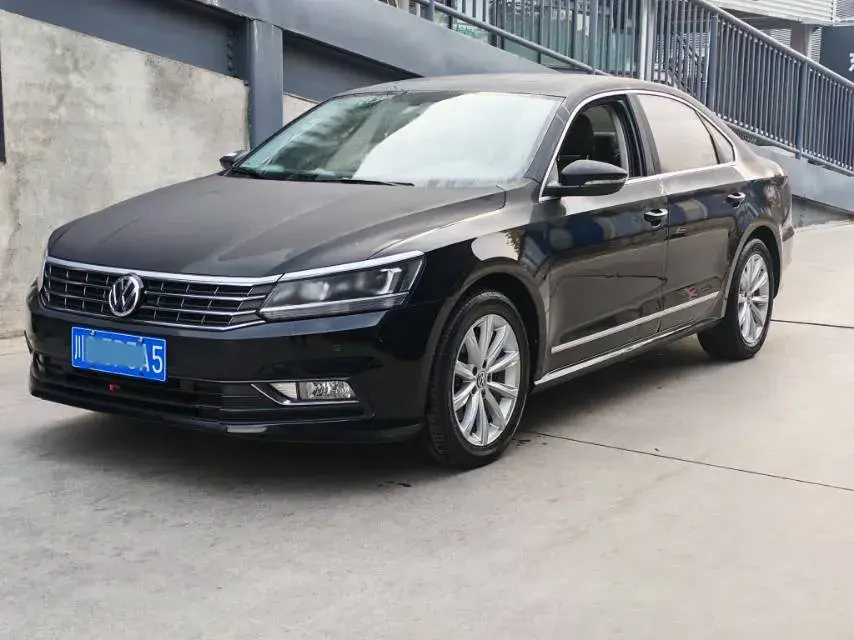 2017 Volkswagen Passat 1.8T 180HP L4 7DCT