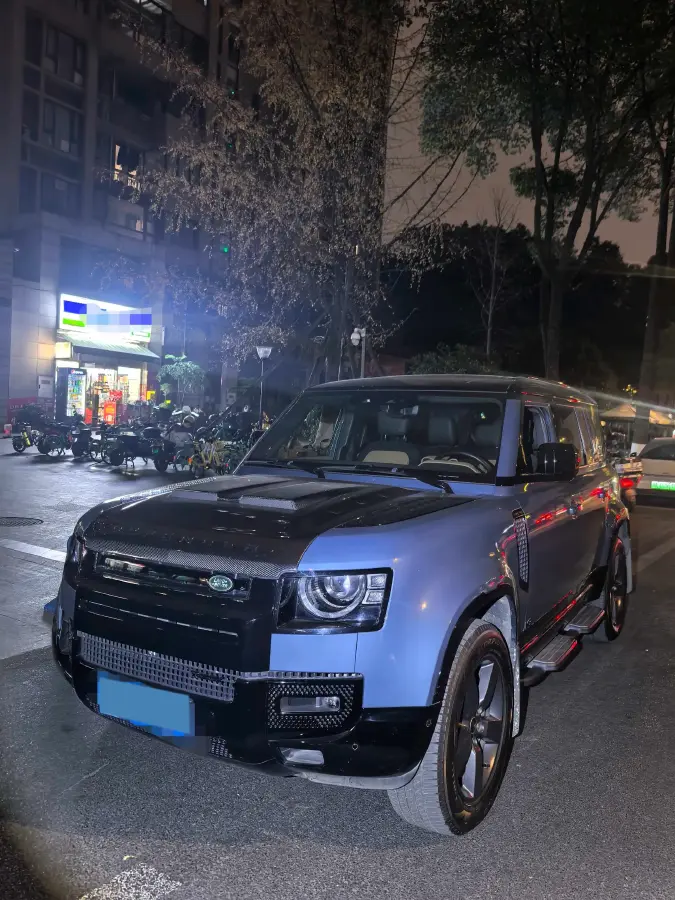 2023 Land Rover Defender 3.0T 400HP L6 8AT