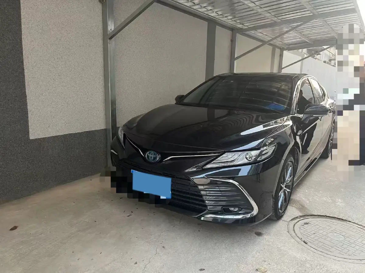 2021 Toyota Camry 2.5L 178HP L4 E-CVT Hybrid