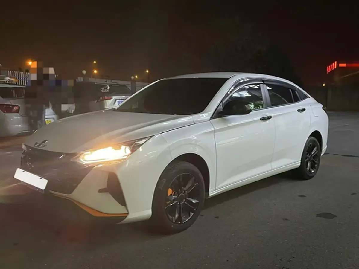 2023 DongFeng Aeolus YiXuan 1.5L 125HP L4 6DCT