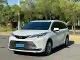 2021 Toyota Sienna 2.5L 192HP L4 E-CVT Hybrid