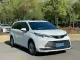 2021 Toyota Sienna 2.5L 192HP L4 E-CVT Hybrid