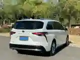 2021 Toyota Sienna 2.5L 192HP L4 E-CVT Hybrid