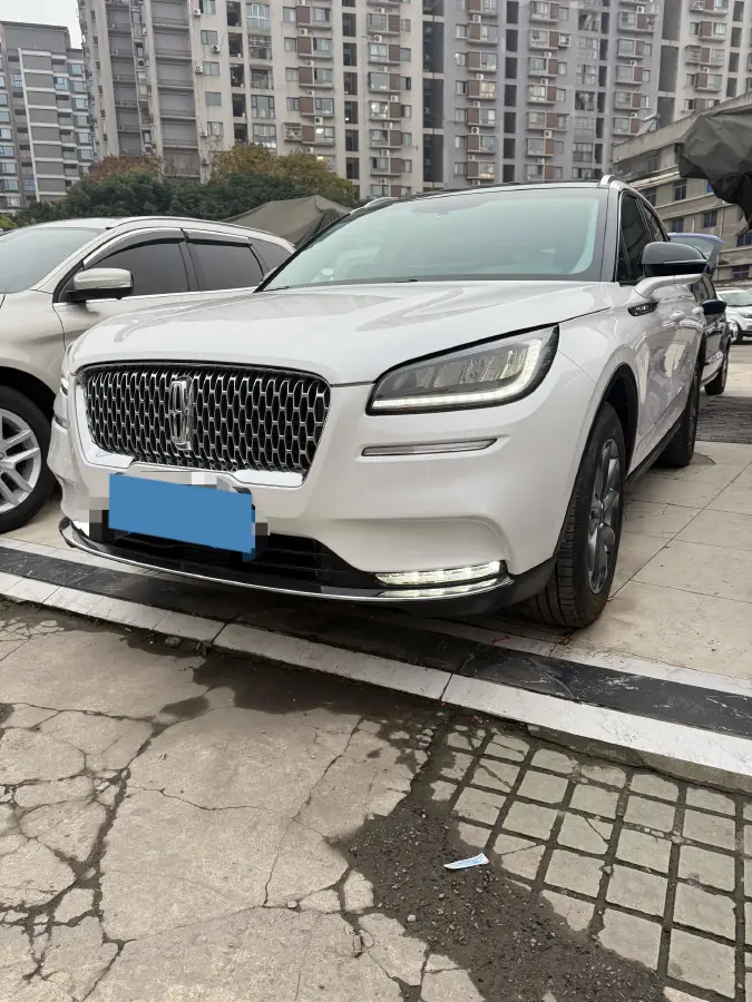 2020 Lincoln Corsair 2.0T 245HP L4 8AT