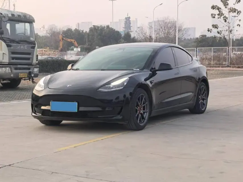 2020 Tesla Model 3 BEV 52KWH