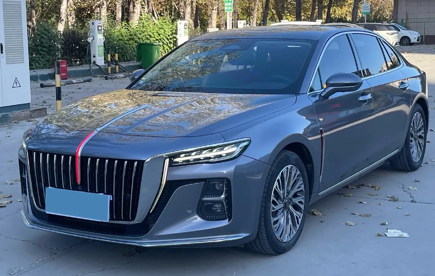 2023 HongQi H5 2.0T 224HP L4 8AT