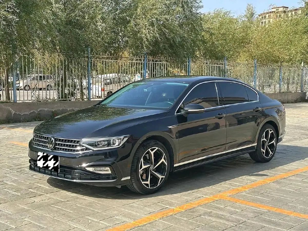 2023 Volkswagen Magotan 2.0T 186HP L4 7DCT