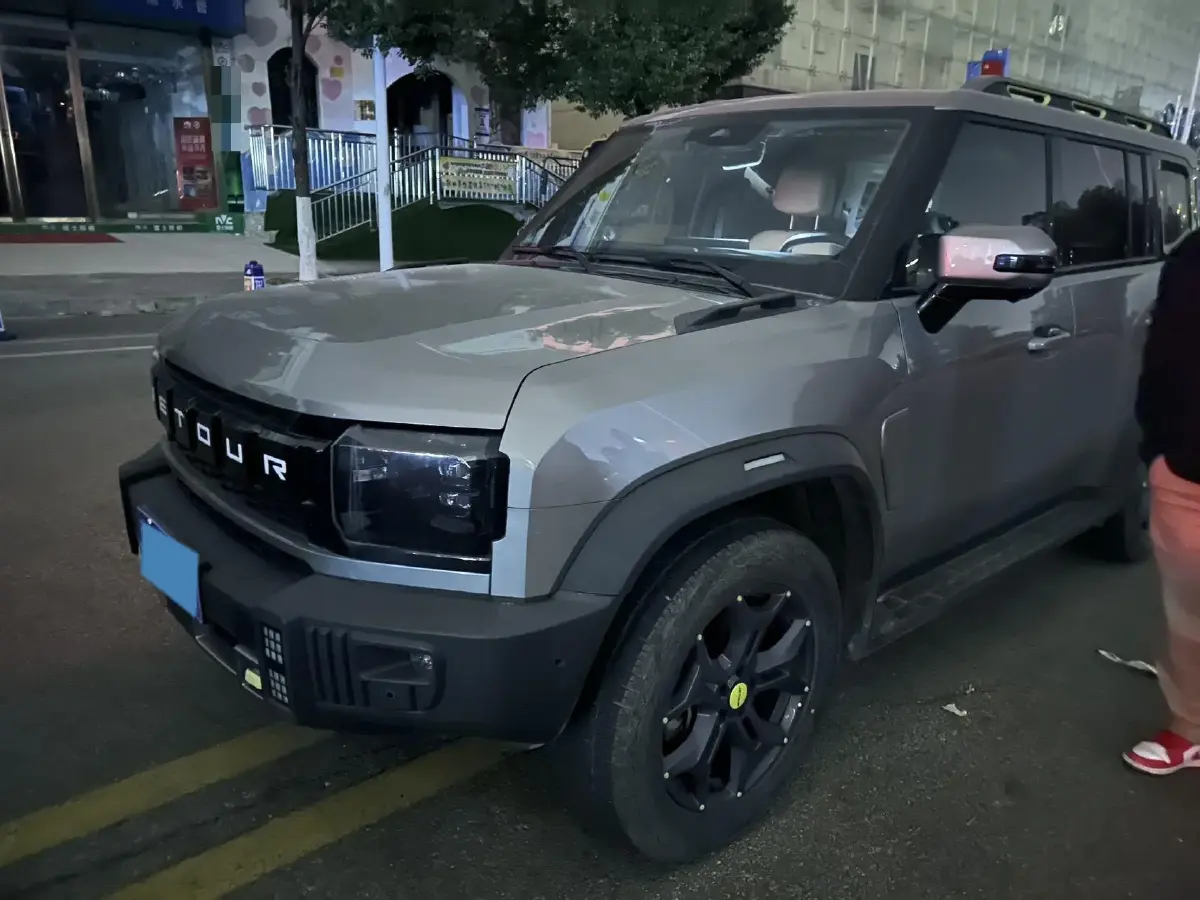 2023 Jetour Traveller 2.0T 254HP L4 7DCT