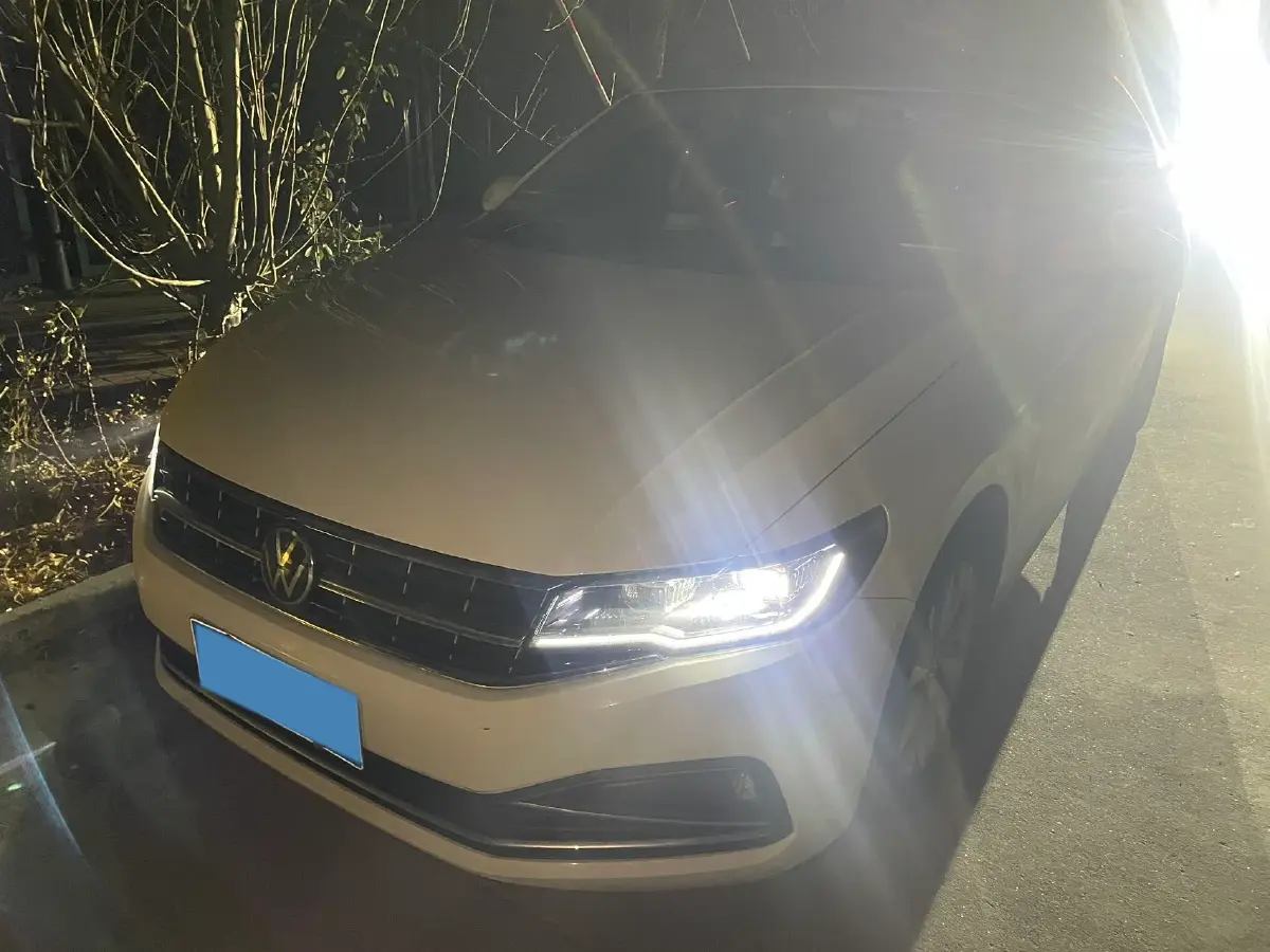 2021 Volkswagen Bora 1.5L 113HP L4 6AT