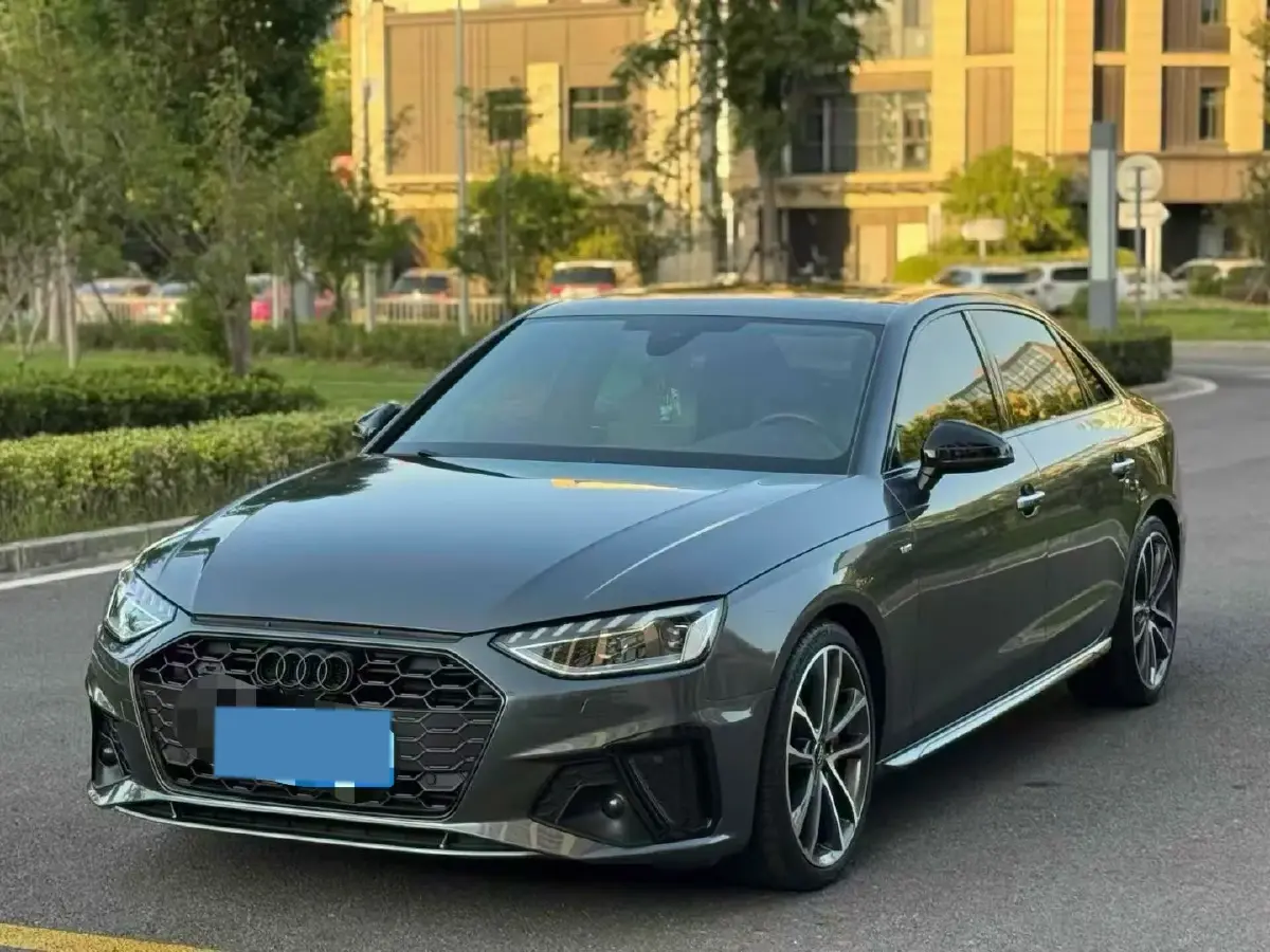 2020 Audi A4L 2.0T 252HP L4 7DCT