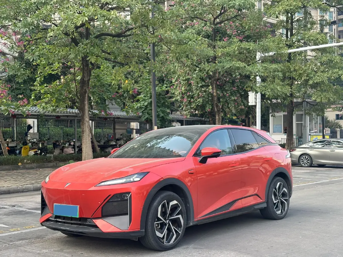 2024 JAC Refine RefineRF8 2.0T 253HP L4 8AT