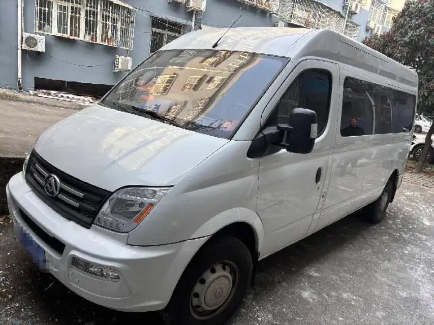 2019 MAXUS XinTu V80 2.0T 139HP L4 6MT