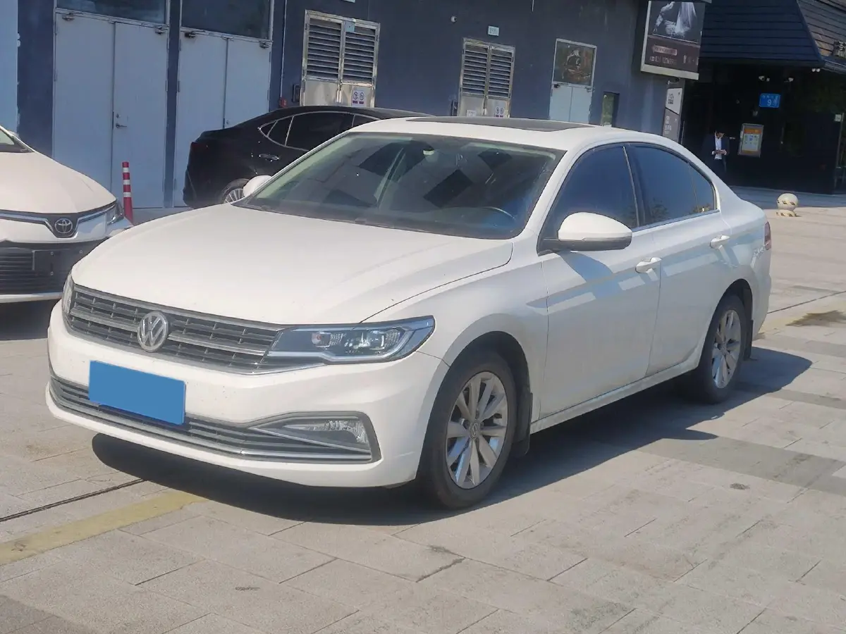2020 Volkswagen Bora 1.5L 113HP L4 6AT