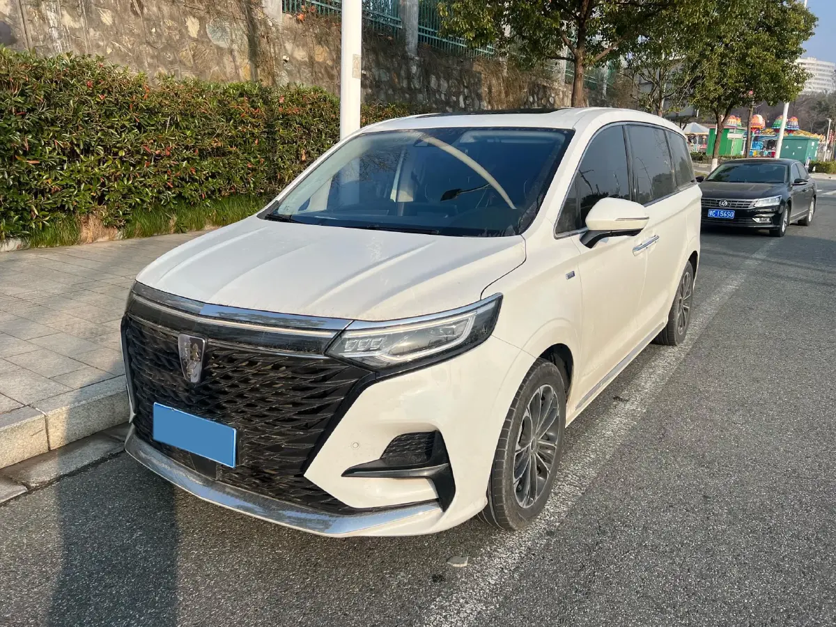 2021 Roewe iMAX8 2.0T 234HP L4 8AT