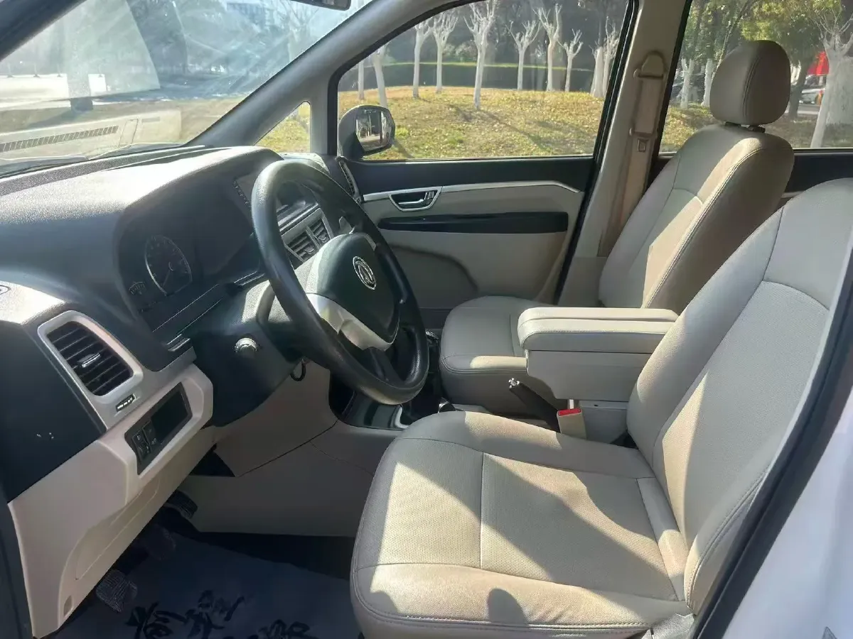 2016 Dongfeng ShuaiKe 1.5L 102HP L4 5MT,autocango,china used car exporter,china ev exporter,chinese used car exporter,chinese used ev exporter