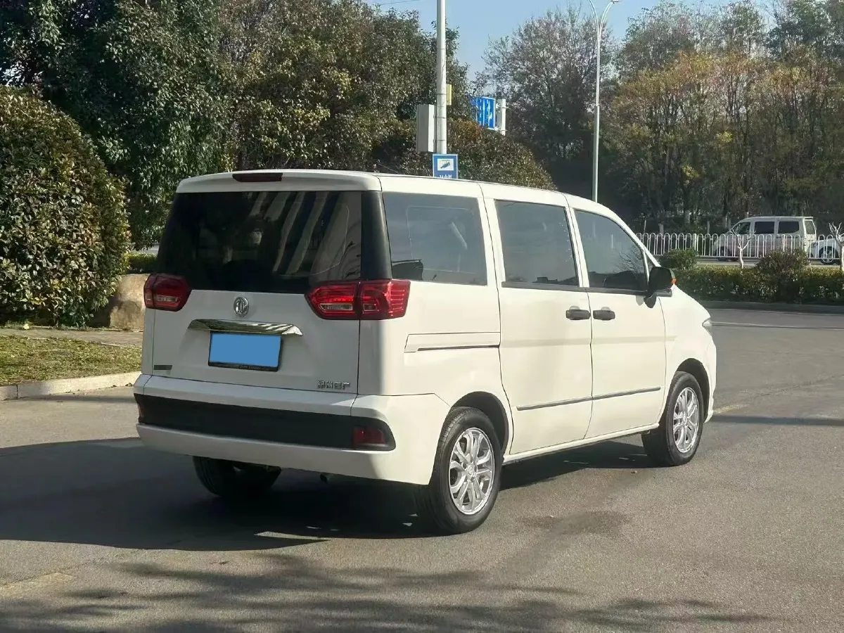 2016 Dongfeng ShuaiKe 1.5L 102HP L4 5MT,autocango,china used car exporter,china ev exporter,chinese used car exporter,chinese used ev exporter