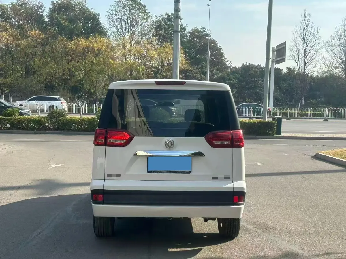 2016 Dongfeng ShuaiKe 1.5L 102HP L4 5MT,autocango,china used car exporter,china ev exporter,chinese used car exporter,chinese used ev exporter