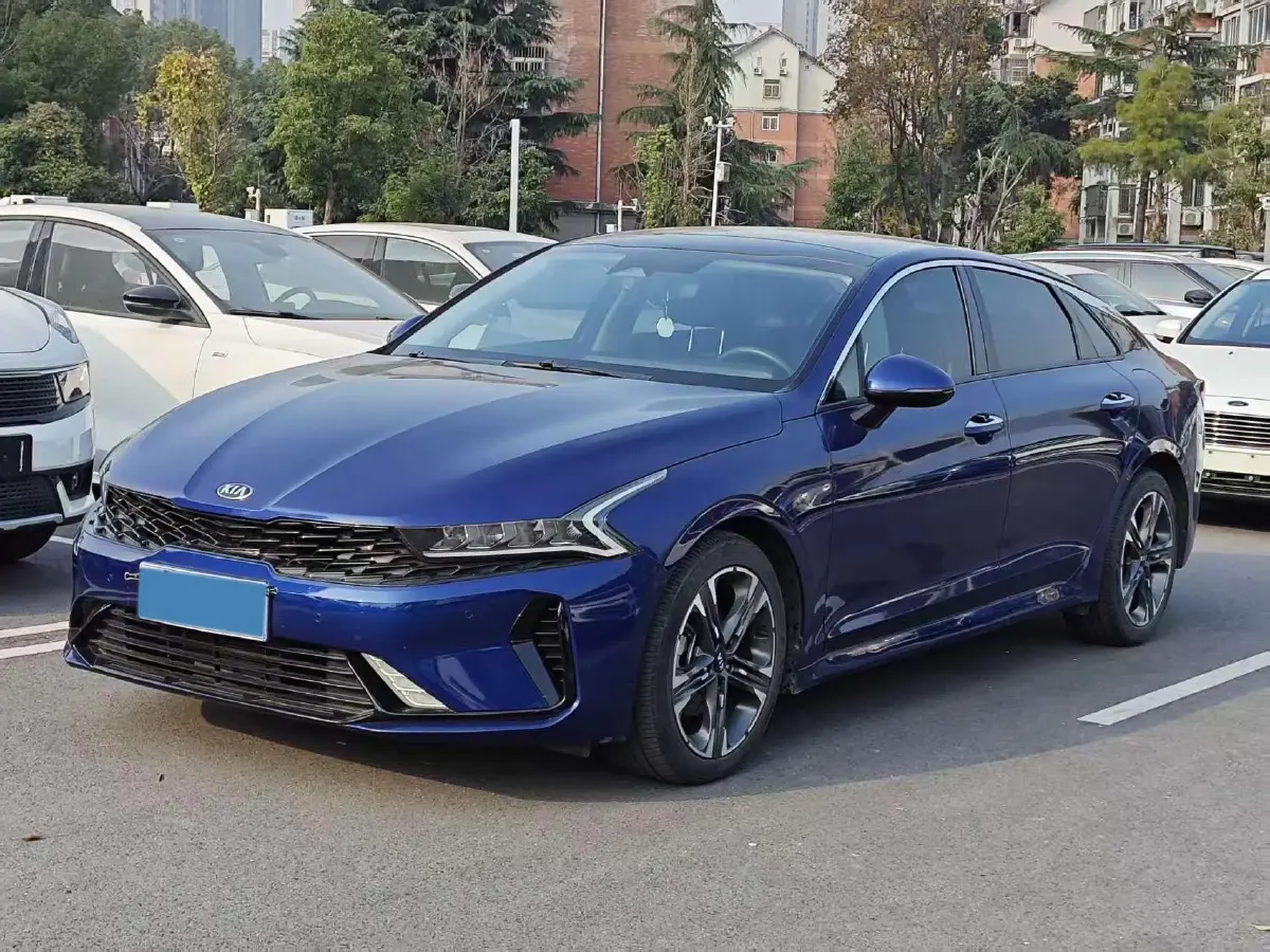 2020 Kia K5 1.5T 170HP L4 7DCT