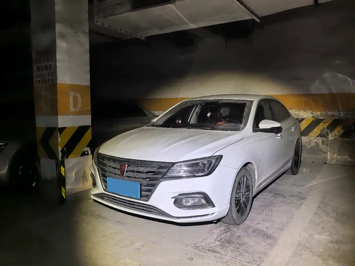 2020 Roewe i5 1.5L 120HP L4 CVT
