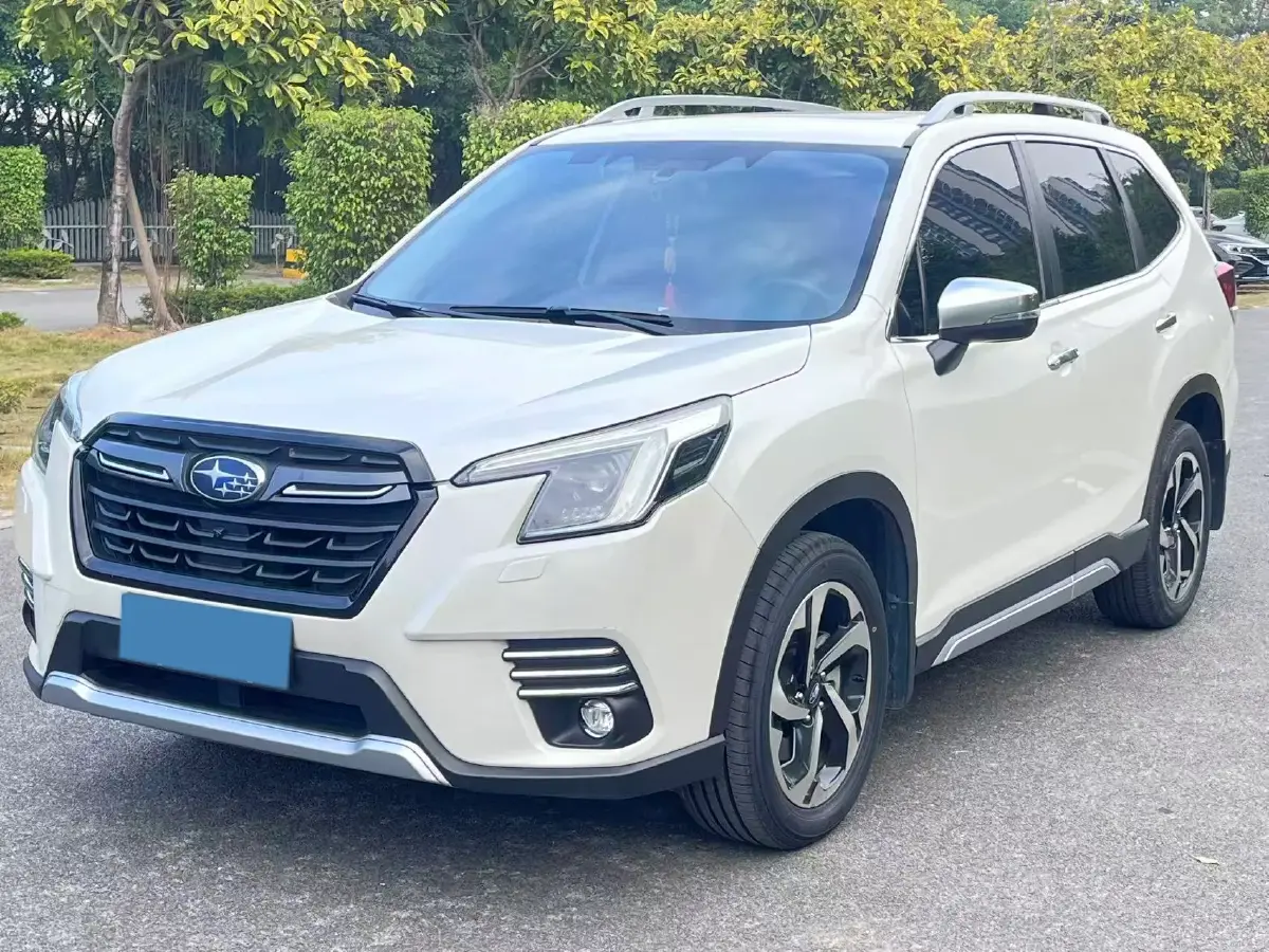 2024 Subaru Forester 2.5L 169HP H4 CVT