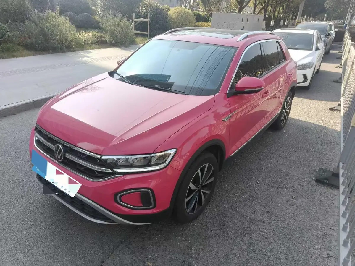 2024 Volkswagen T-Roc 1.4T 150HP L4 7DCT