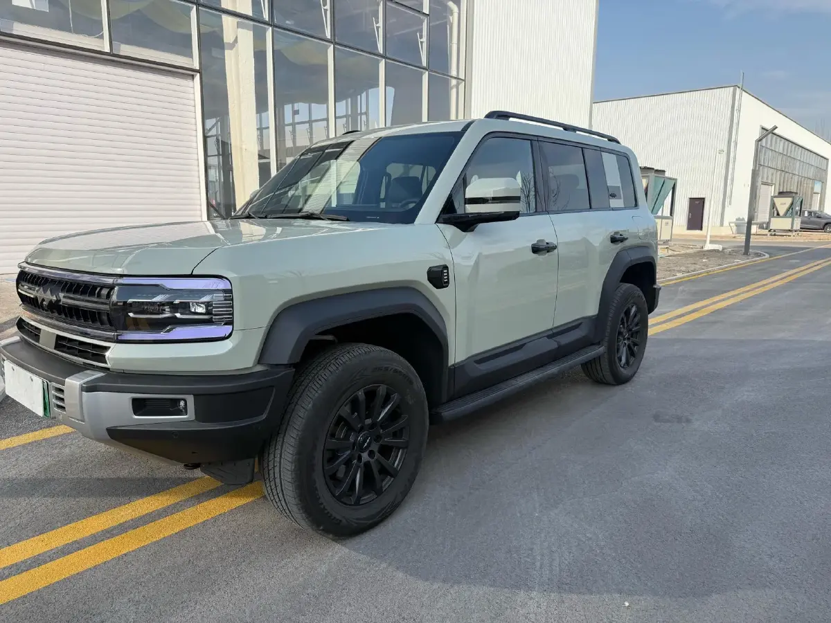 2023 Toyota Sienna 2.5L 189HP L4 E-CVT Hybrid