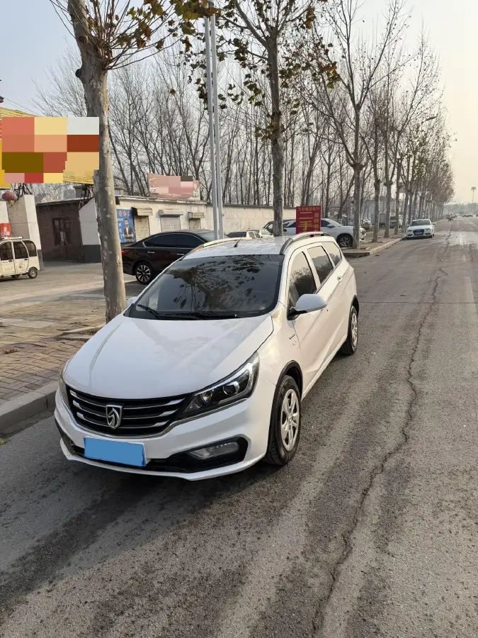 2017 BaoJun 310W 1.5L 112HP L4 6MT